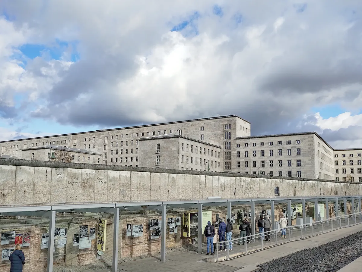 Die Berliner Mauer an der Gedenkstätte Topografie des Terrors